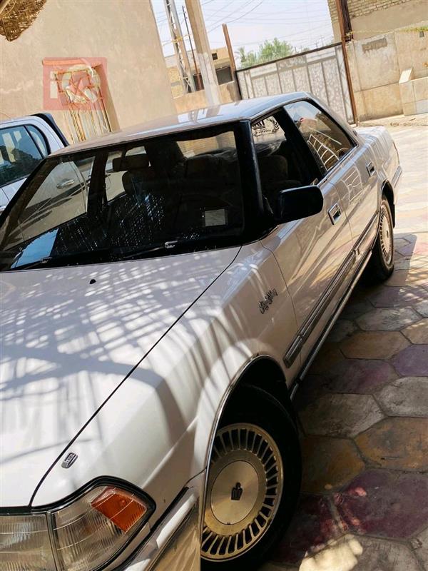 تۆیۆتا کراون 1990  بۆ فرۆشتن لە عێراق - سەماوە